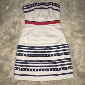 Vineyard strapless dress.